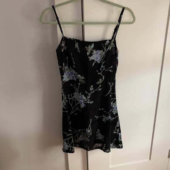 Reformation Doris Dress - Picture 3 of 7
